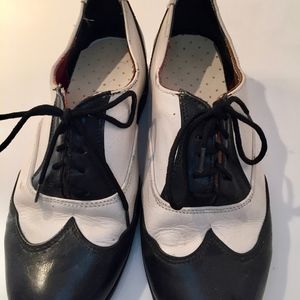 Classic Black and white Handmade jazz shoes Size 6